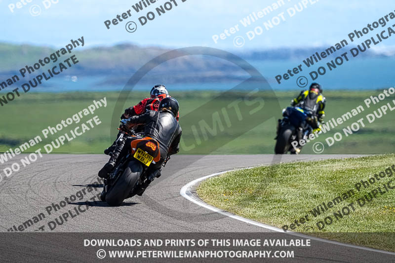 anglesey no limits trackday;anglesey photographs;anglesey trackday photographs;enduro digital images;event digital images;eventdigitalimages;no limits trackdays;peter wileman photography;racing digital images;trac mon;trackday digital images;trackday photos;ty croes